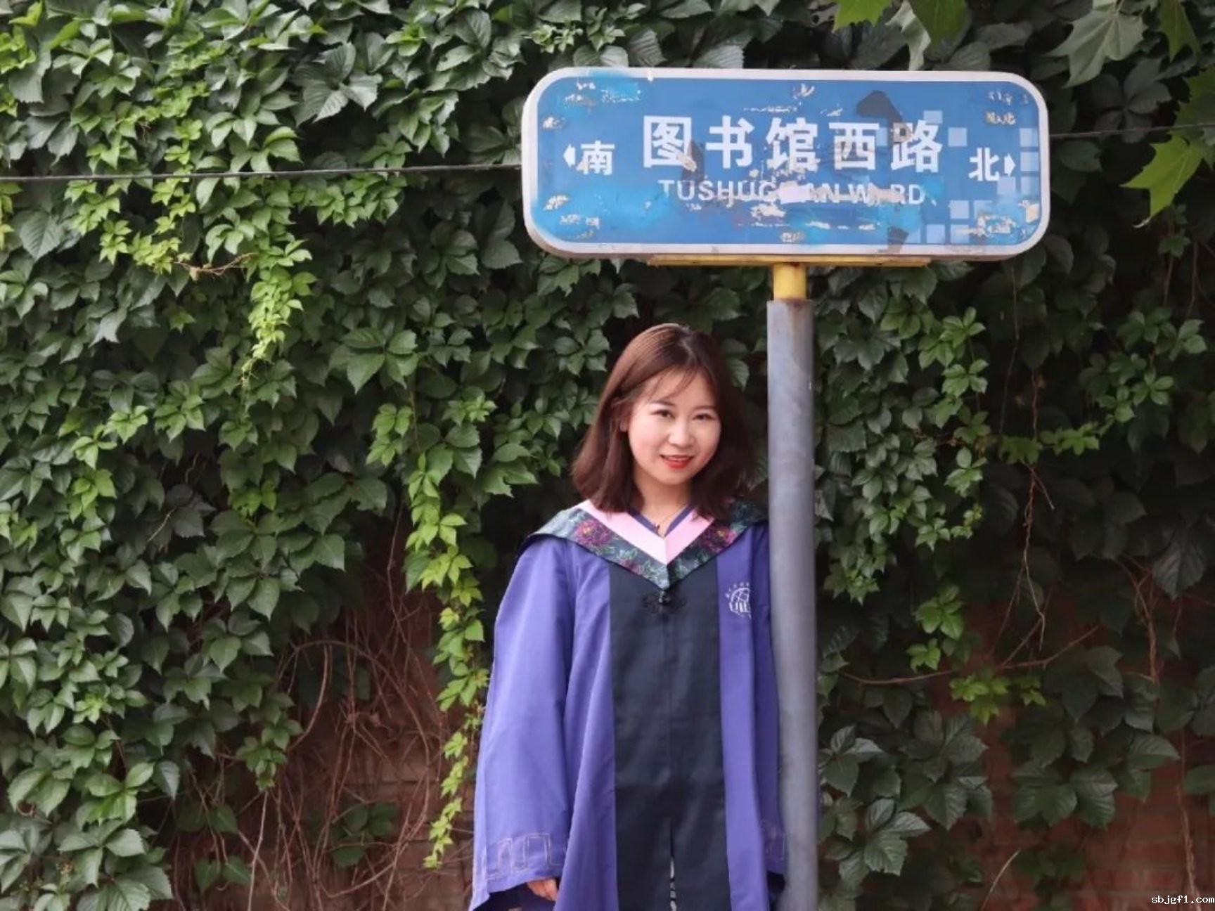 5736c8b961f66d35f0bab128d0456e4c